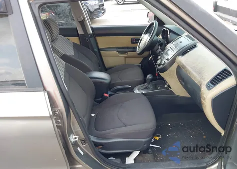 2011 Kia Soul ! from USA, damaged, VIN KNDJT2A23B7313996